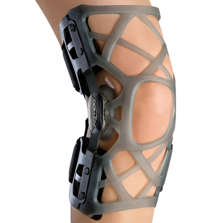 DonJoy OA Reaction Web Knee Brace, Medial Left/Lateral Right