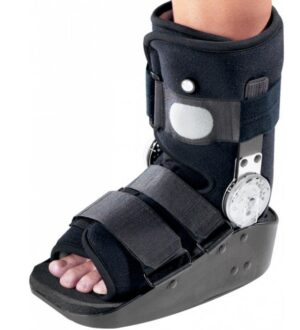 Donjoy MAXTRAX AIR ANKLE WALKER,S