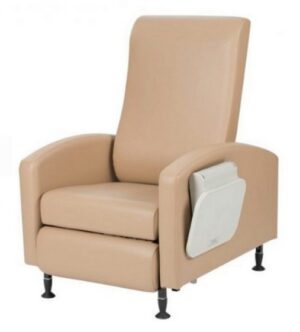 Winco Verō XL Care Cliner, Gas Back, Fixed Arms (5X14)
